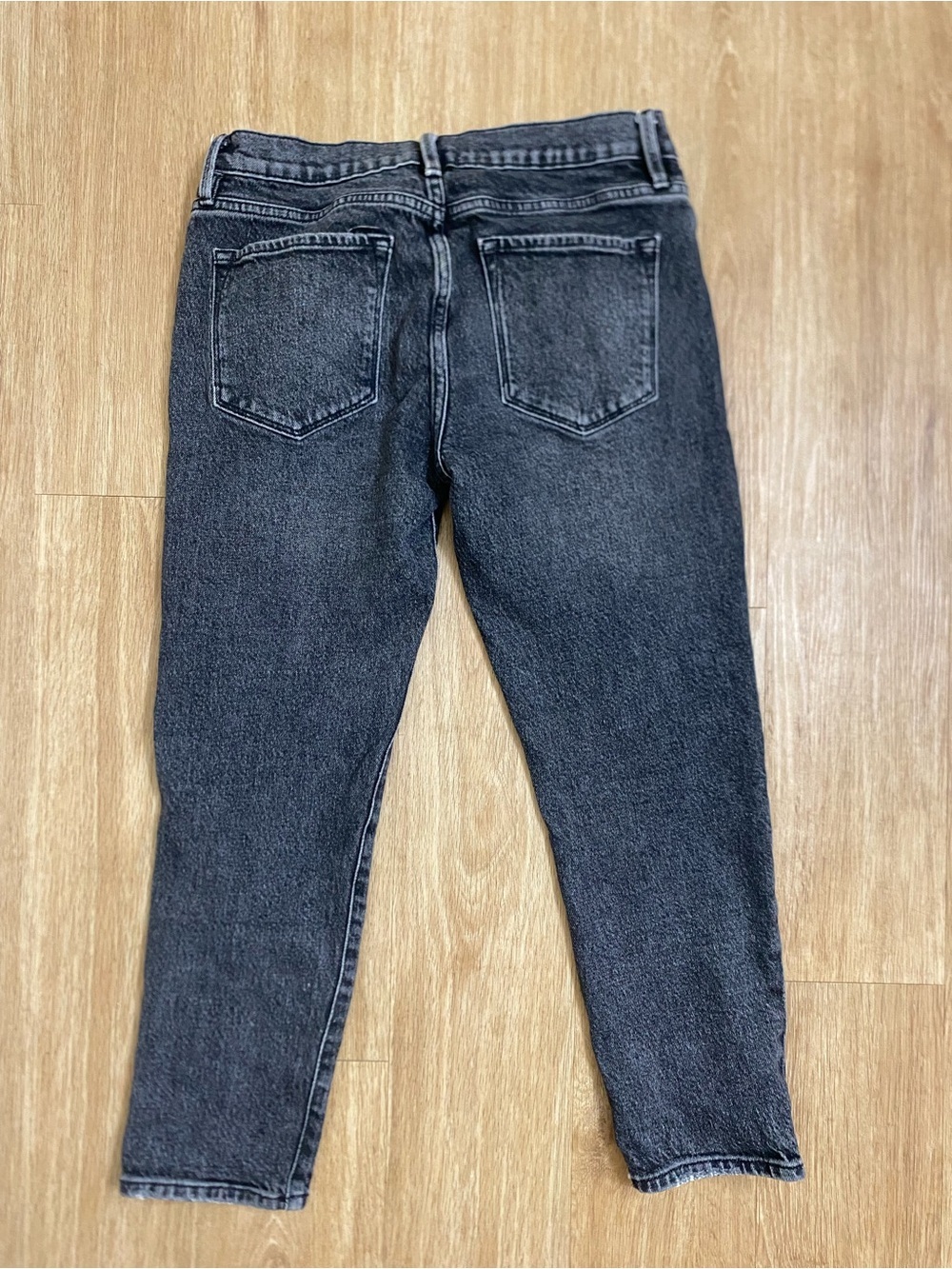 Frame Women's le Garcon Crop in Charcoal Black Wash - Picture 2 of 4